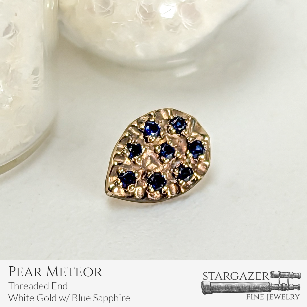 Pear Meteor - Threaded End, White Gold with Blue Sapphire