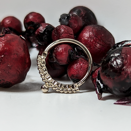 Acorn Ring 18g