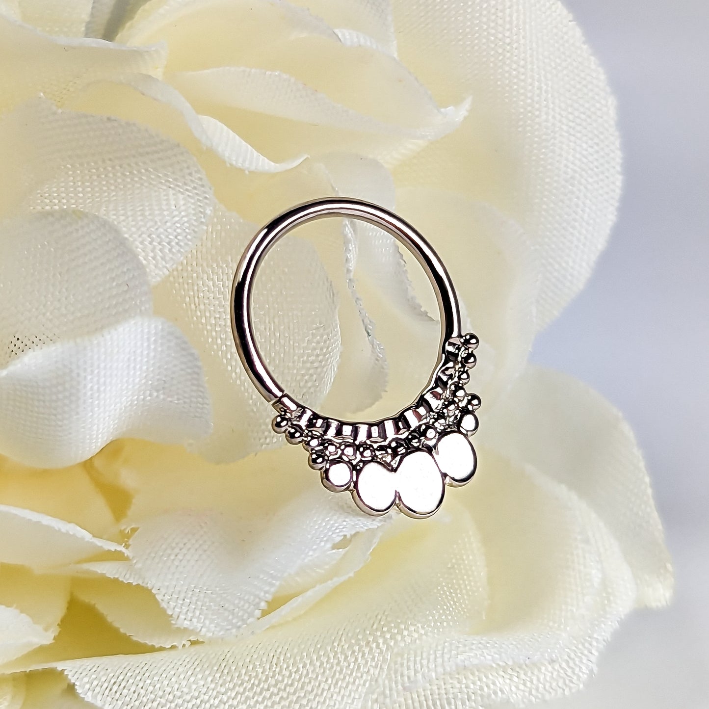 Nugget Drop Ring 18g 10mm 14k White