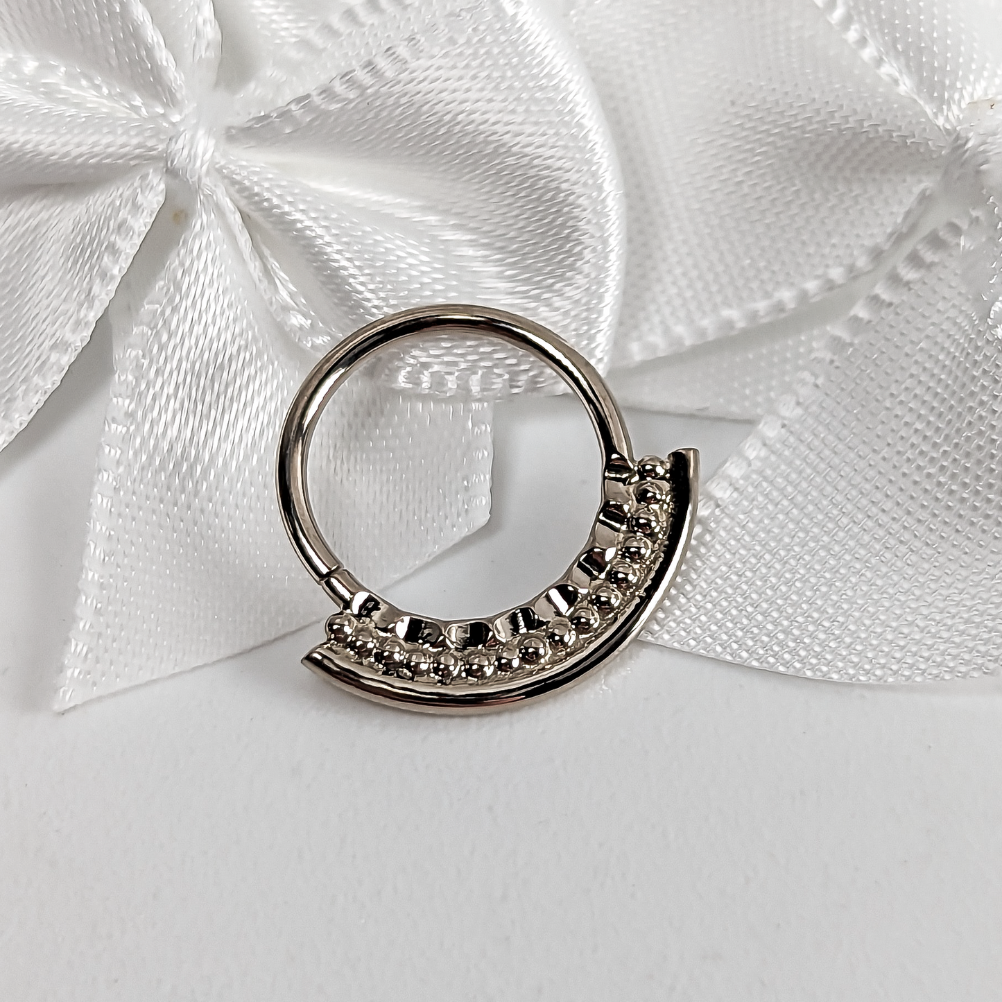 Sunrise Ring 18g 9mm 14k White