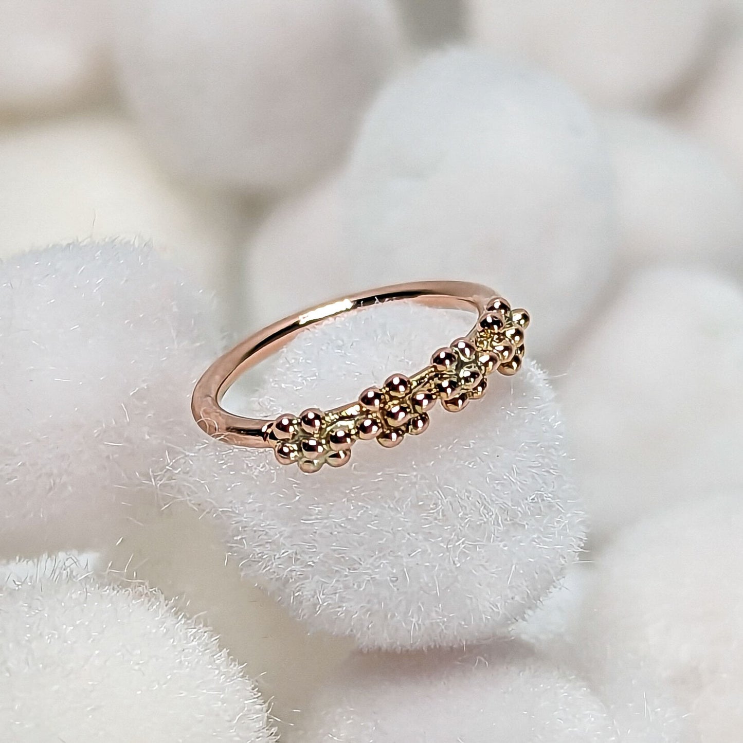18g 10mm Flores Ring
