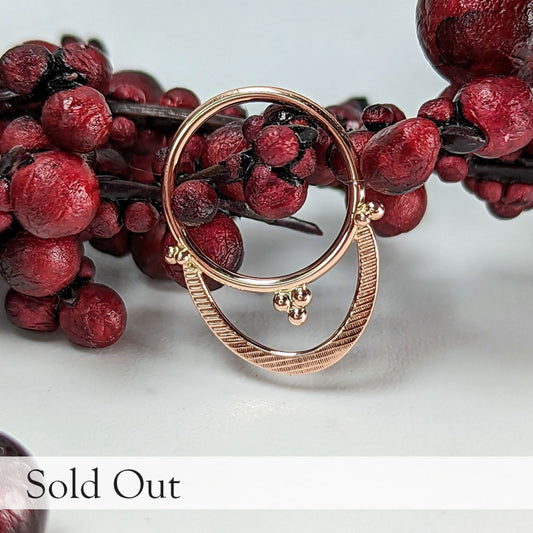 Elongated Ring